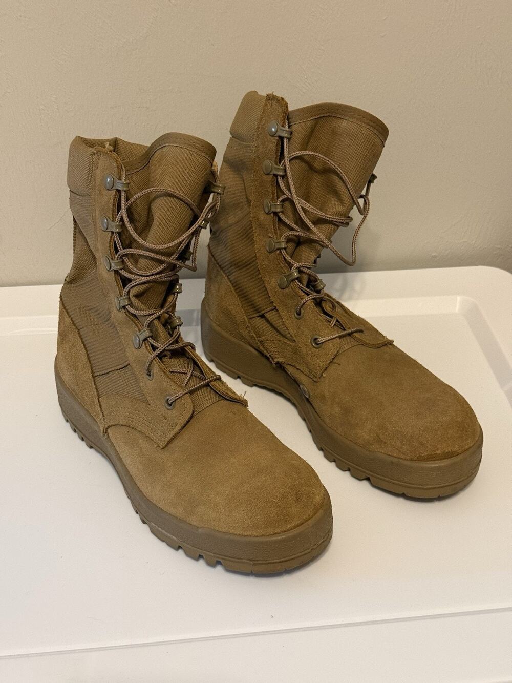 US Military McRae Coyote Men’s Size 6.5 Hot Weather Combat Boots Vibram Tactical